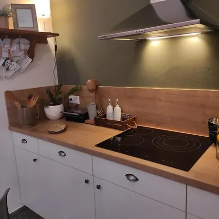 Malibu Daire Glifada